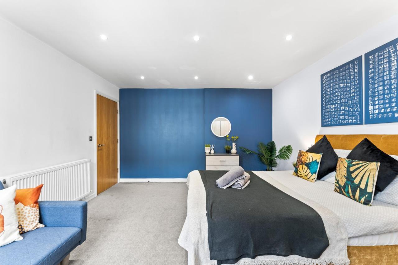 The Exquisite Gem Of Canterbury - Huge Balcony Apartman Kültér fotó